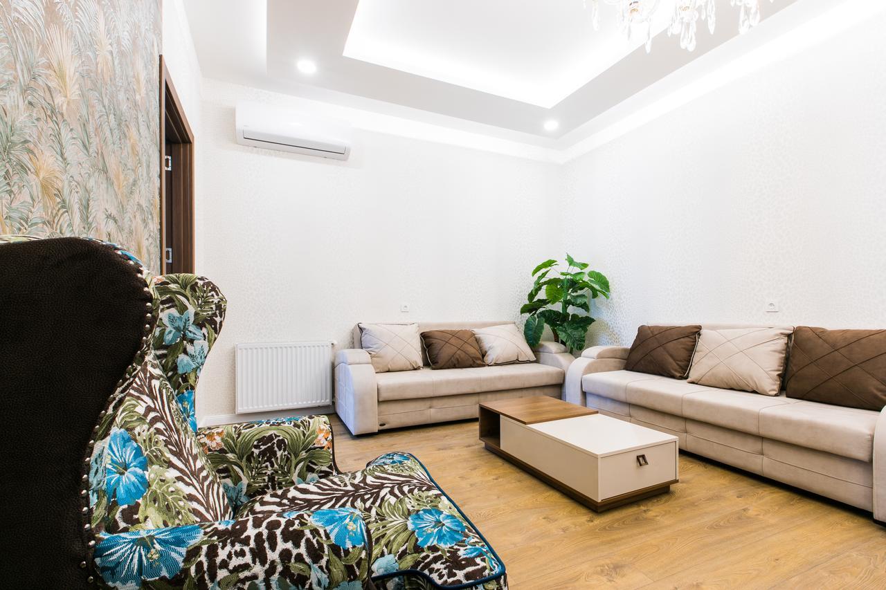 טביליסי Sweet Home 6 Vip At Rustaveli Avenue מראה חיצוני תמונה