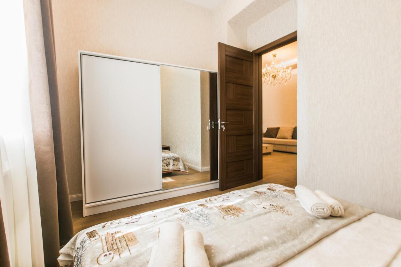 טביליסי Sweet Home 6 Vip At Rustaveli Avenue מראה חיצוני תמונה